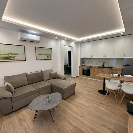 Elmazaj Apartament * Vlorë